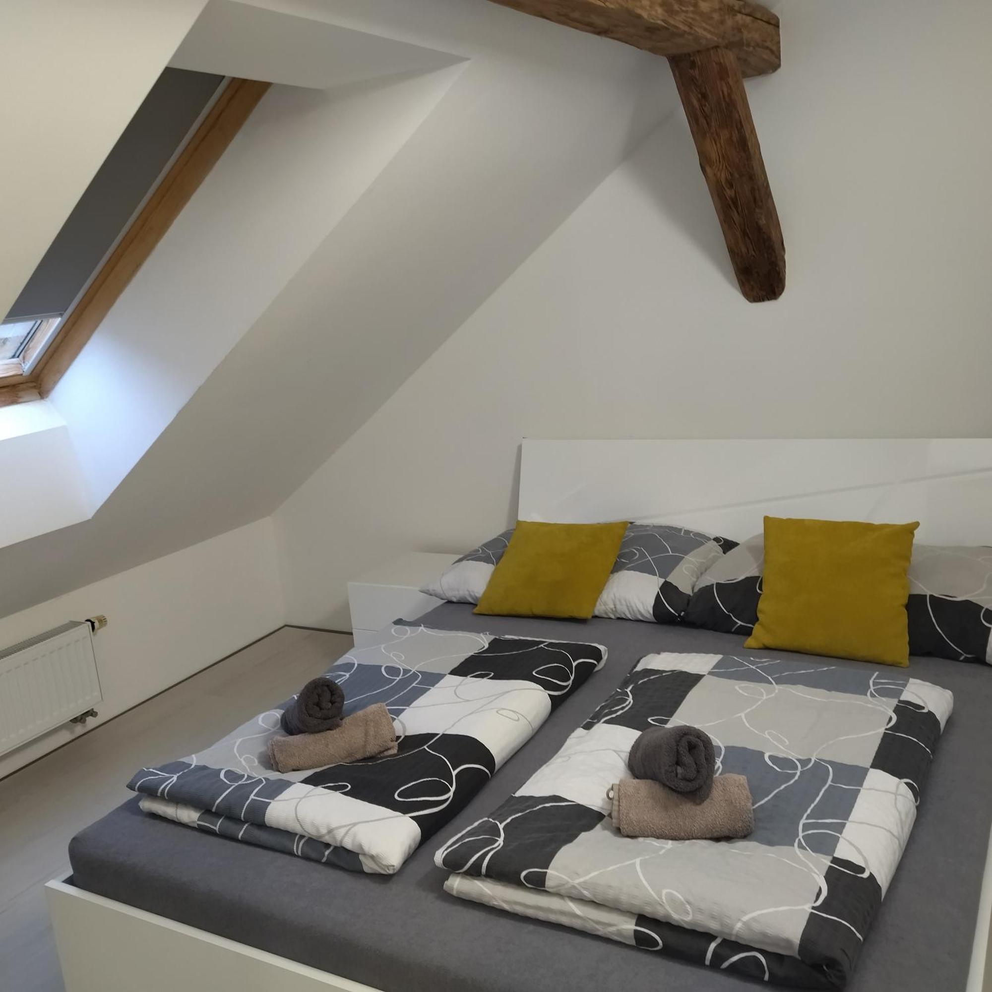 Apartmany S Vyhledem Na Zamek Вімперк Екстер'єр фото